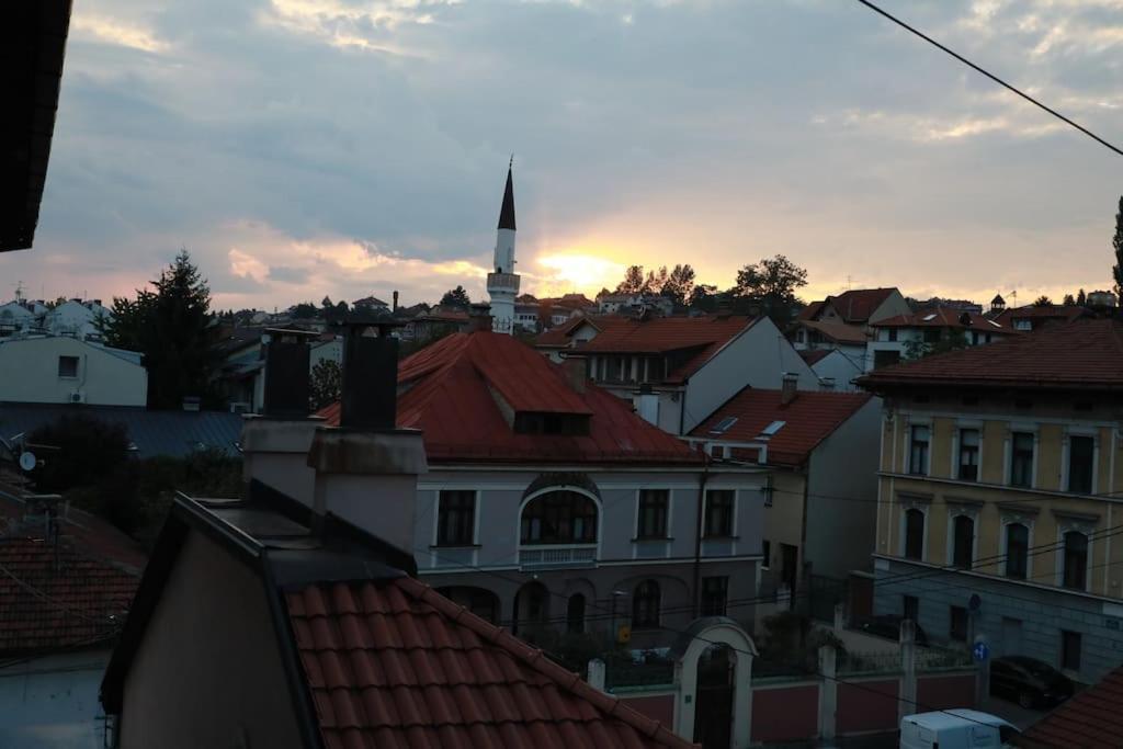 Luxury Apartment Emas Old Town Sarajevo Dream View Exterior foto
